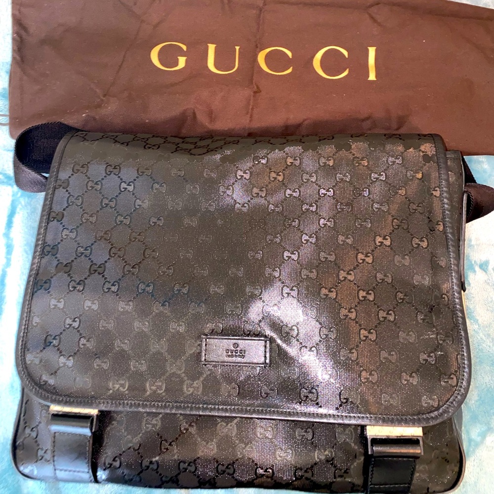 🥳HOST PICK 🥳 Gucci Diaper Bag -💯 - Picture 2 of 16